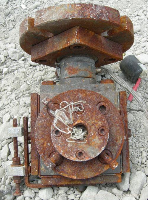 Used Cross Head Die Block, last used on a 1-1/2" extruder.