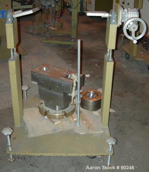 Used Dual Manifold Adapter. Last used on a 92 mm twin screw extruder.