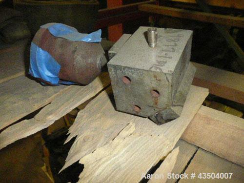 Used 4-Hole Electrically Heated Strand Die