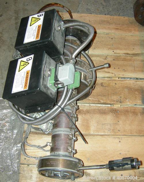 Used EDI 3 Manifold Sheet Die. Approximate 78-1/4" slot opening with upper adjustable lip. Fixed removable lower lip with 2 restrictor bars. Installed lower lip for gap range from .345 to .443. Die f...
