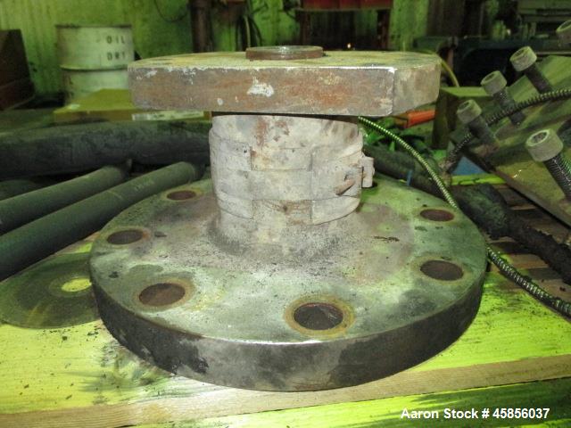 Used Ribbon Slot Die 10". Fed from 1.5" heated feed throat, 8.5" diameter feed side.