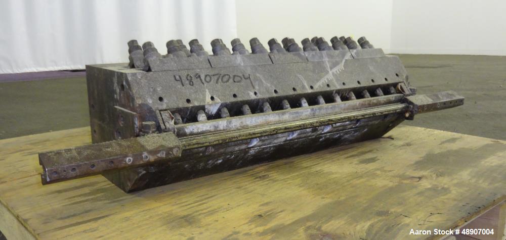 Used 30" Wide Sheet Die, 45 Degree Restrictor Bar.