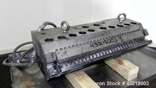 Used Allied Dies 28 Wide Flex Lip Sheet Die, Model ADRW, Job #99-1306-0102. No choker bar. 1" Back center feed. 1/460 Volt.