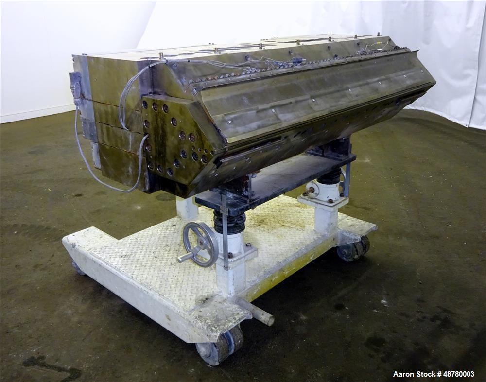 Used Cloeren Epoch IV Fixed Geometry multi layer Sheet Die. 58.5" (1500 mm) Working length, 62.5" (1600 mm) total length, 0-3.8 mm die gap range, flex lip type 2 mm.Removable lower lip. Lip adjustmen...