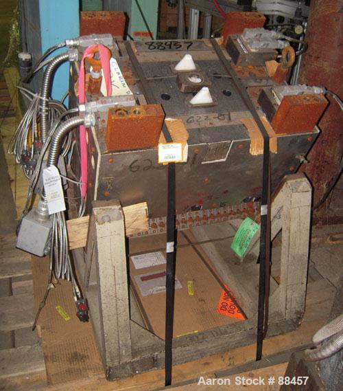 Used Cloeren 22" Wide Manual 3 Layer Flex Lip Extrusion Die 