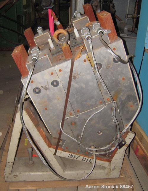 Used Cloeren 22" Wide Manual 3 Layer Flex Lip Extrusion Die 
