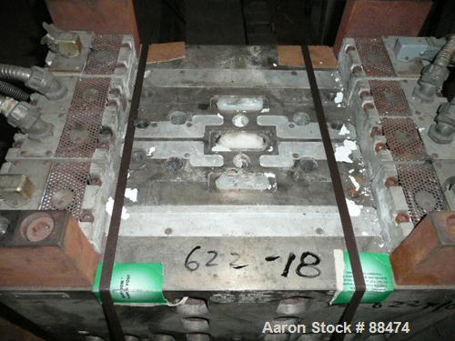 Used Cloeren 20" Wide Manual Adjustable Flex Lip Die.