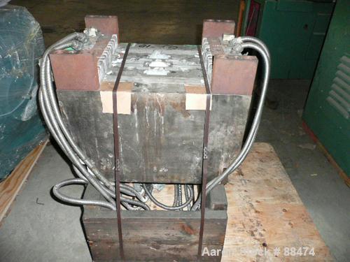 Used Cloeren 20" Wide Manual Adjustable Flex Lip Die.