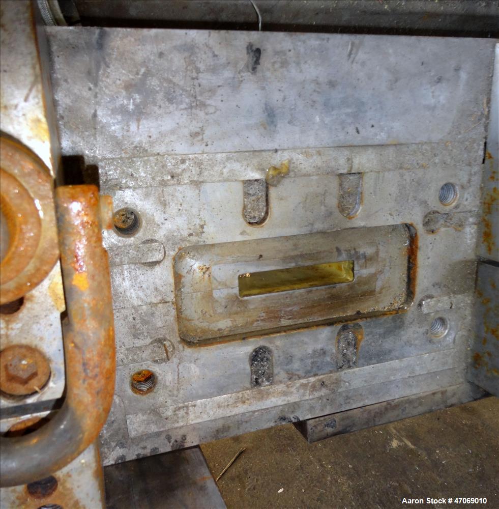 Used EDI Extrusion Dies 90" Wide Autoflex H40C Sheet Die.