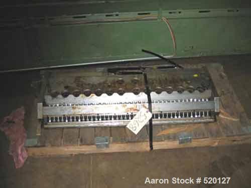 USED: EDI Ultraflex H75 extrusion sheet die 41" wide. 240 voltssingle phase, .001-.075 lip opening, 5 heating zones, zones 1 and 5have 6 heaters @ 800 watts each, zones 3 and 4 have 8 heaters @ 800wa...