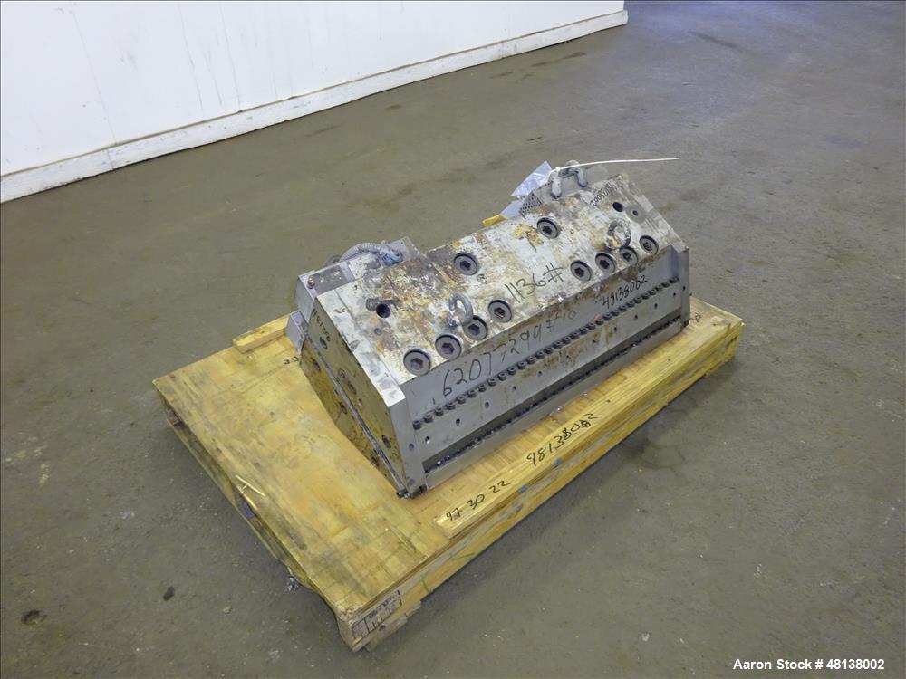 Used EDI 30" Ultraflex HM75 Sheet Die. Back center feed.Rectangular feed good f