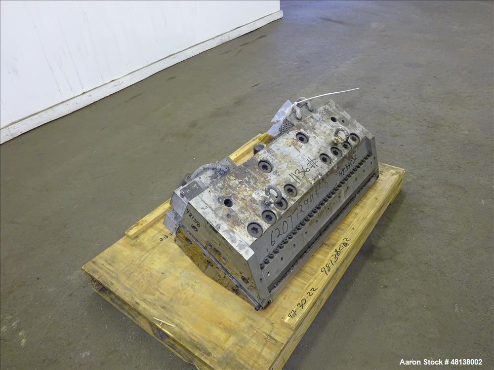 Used EDI 30" Ultraflex HM75 Sheet Die. Back center feed.Rectangular feed good f