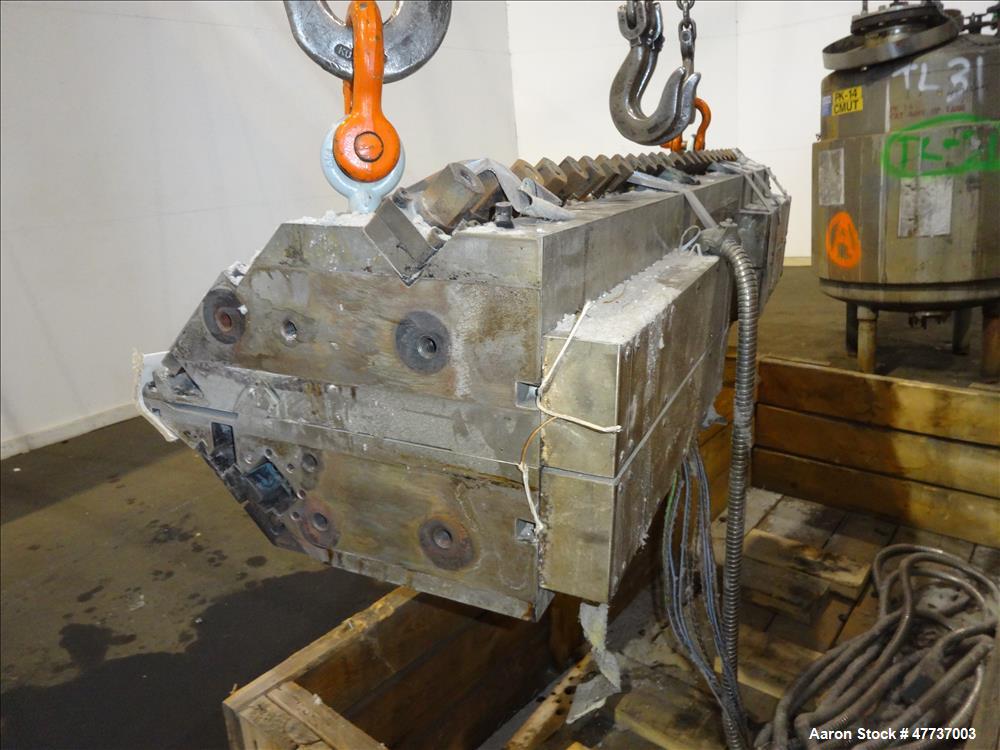 Used EDI Extrusion Dies 64" Wide Ultraflex Fast Gap Extrusion Die, Model UHRC-200. Multiflow 1 manifold design, center manifold width 2.000, end manifold width 1.000, land 1.000, lip opening 0.100 at...