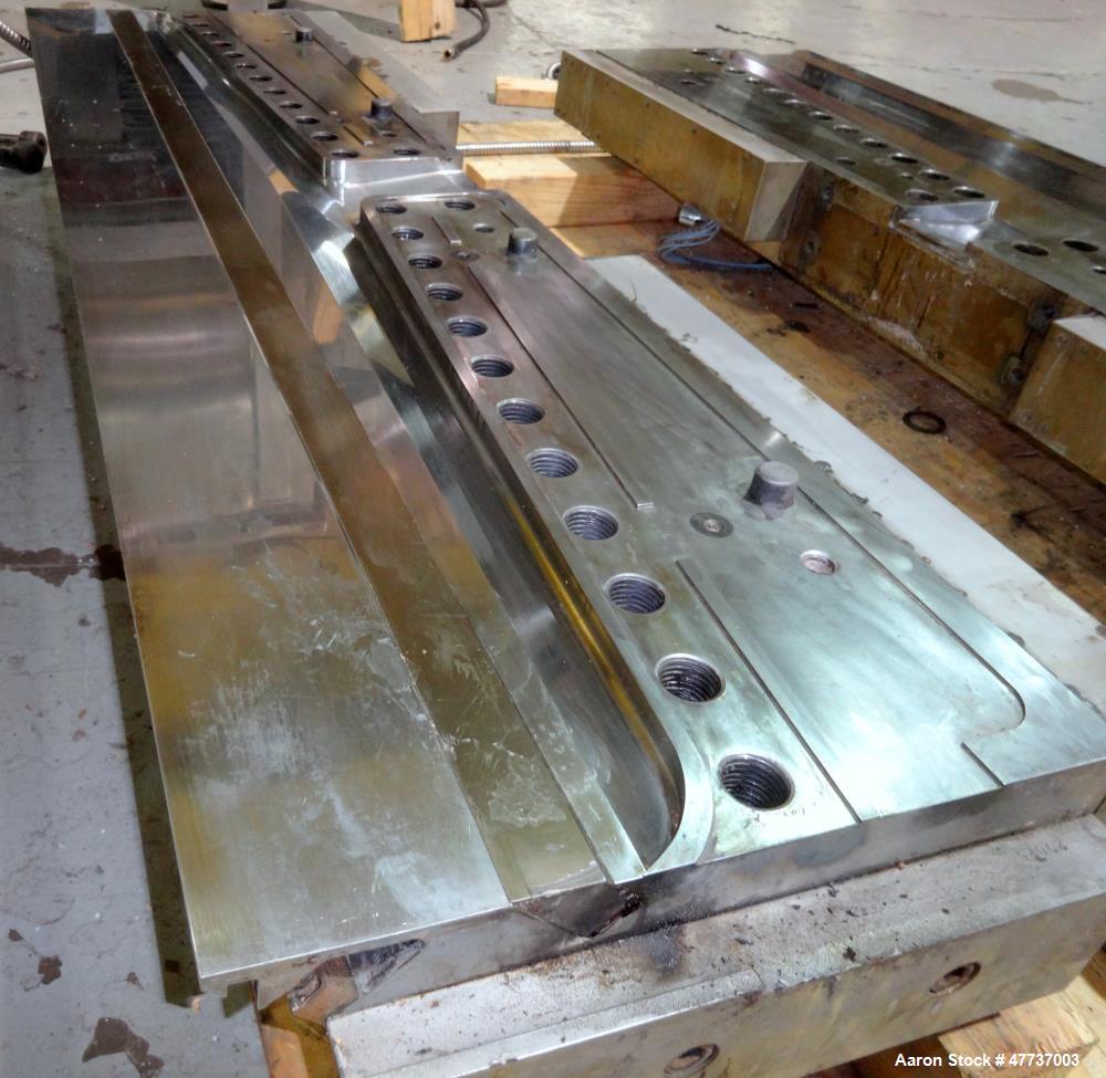 Used EDI Extrusion Dies 64" Wide Ultraflex Fast Gap Extrusion Die, Model UHRC-200. Multiflow 1 manifold design, center manifold width 2.000, end manifold width 1.000, land 1.000, lip opening 0.100 at...