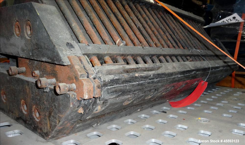 Used EDI 30" Wide Restrictor Bar Sheet Die. Extended lip adjustment, back center feed. Serial# 82-7045, A.D.# 97-1114-01-R.W.