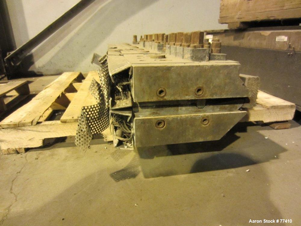 USED: EDI 66" wide H.D. sheet die. 3/4" diameter back center feed.