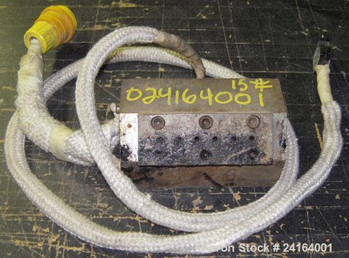 Used 6 Hole Strand Die, Carbon Steel. Approximate 1/2" diameter back center feed.