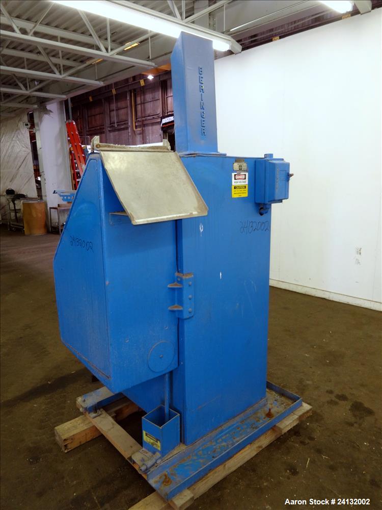 Used Beringer 12" Wide Air Wipe, Type WS-75. Includes New York blower model M16P5. Driven by a 5hp, 3/60/208-230/460 volt, 3450 rpm motor. Serial# 12D231.