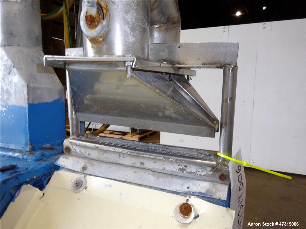 Used Beringer Air Knife, Model WS-75. Approximate 12" wide. New york blower, driven by a 5hp, 3/60/575 volt, 3470 rpm motor. Mounted on carbon steel frame. Serial# 12D277.