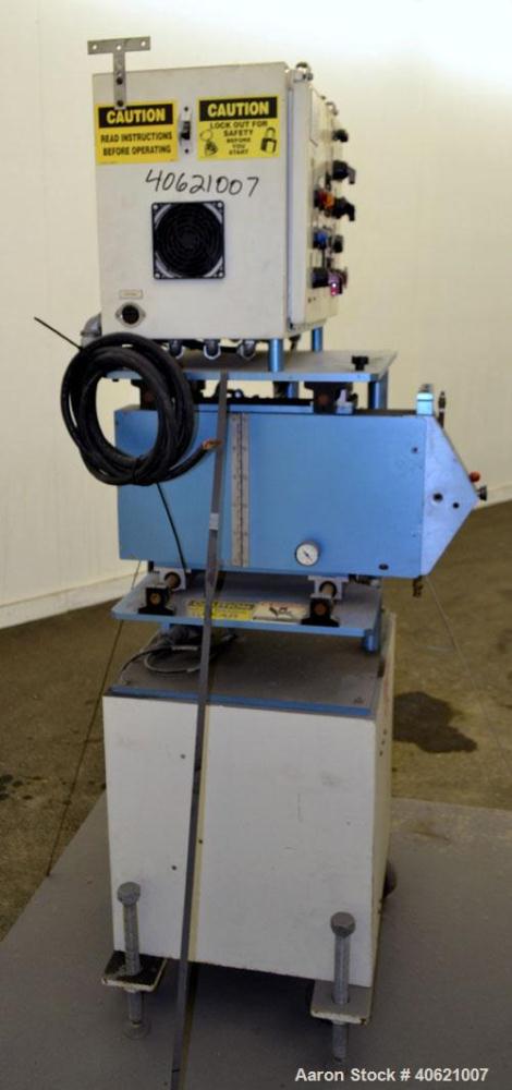 Used Goodman Traveling Fly Knife Cutter, Model Med/1000