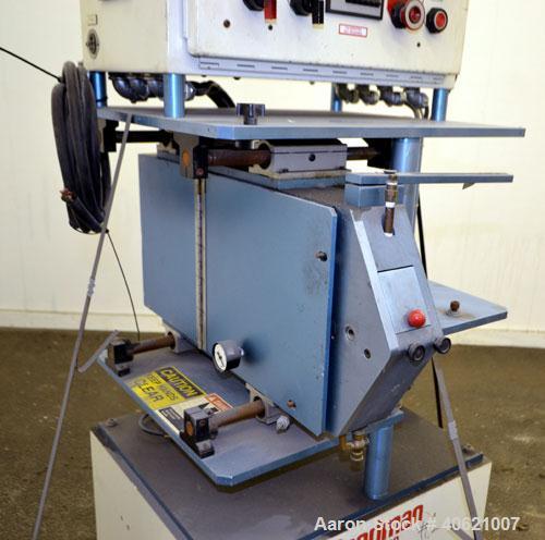 Used Goodman Traveling Fly Knife Cutter, Model Med/1000
