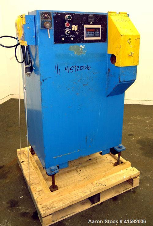 Used RDN Fly Knife Cutter, Approximate 2-1/2" diameter. Includes a Durant controller, and a variable speed drive. Mounted on casters with adjustable legs.