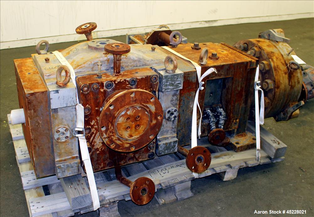 Used Maag Gear pump, Polyrex 180/125, Carbon Steel. 3 Tons per hour. Includes a 5-1/4" screen changer, shaft 8" diameter x 78" long and Herion power pack, driven by 2.2kW, 3/50/500 volt, 1400 rpm mot...