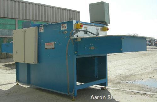 Used Glenro Laminator, Model GOL-24HC. Maximum working width 24'', speed range 3-40 feet per minute, effective heated length 35 3/4'', maximum product thickness 1/4'', maximum temp 200 degrees C. Dri...