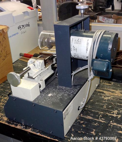 Used- TMI Notching Cutter, Model TMI 22-05. 1/120 volt, 3 amps.