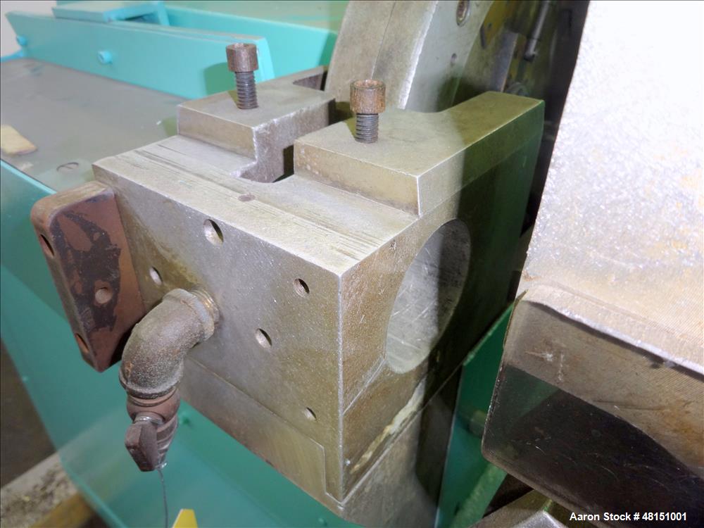 Used Versa Machinery Puller/Cutter, Model DAC 61.