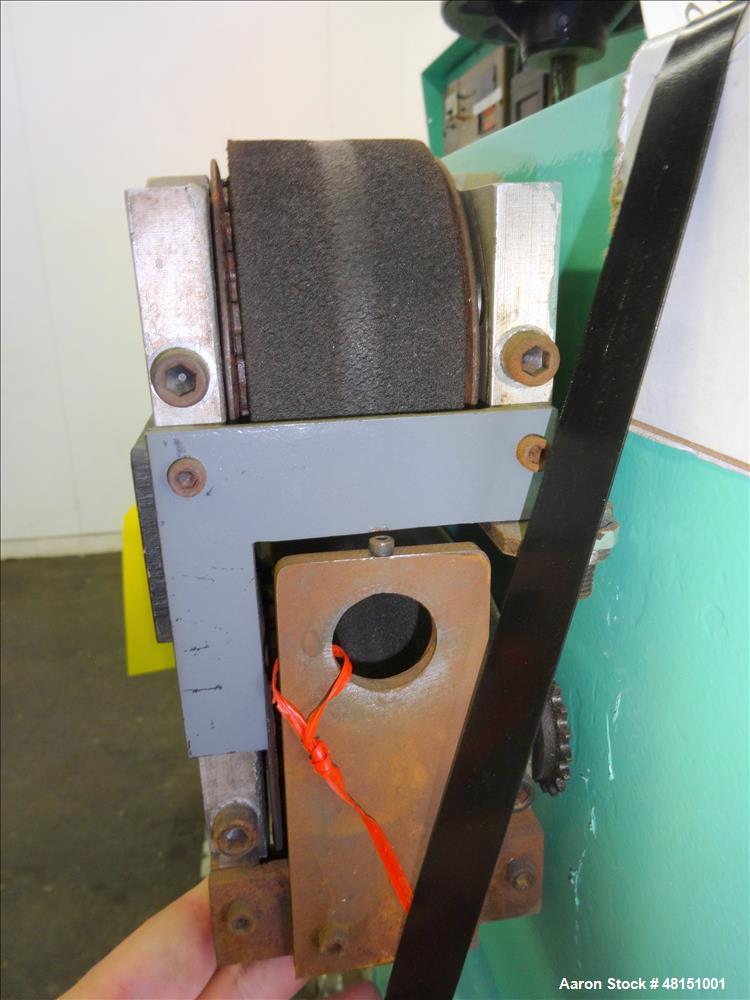 Used Versa Machinery Puller/Cutter, Model DAC 61.