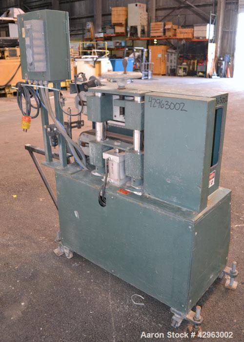 Used Al-Be Industries Puller, Model PV400AC. (2) 3-1/2’’ Wide x 32’’ long contact  rubber belts. 0’’ to 4’’ Capacity opening, manually adjustable. Driven by a 2hp, 3/60/230/460 volt , 1725 rpm gear m...