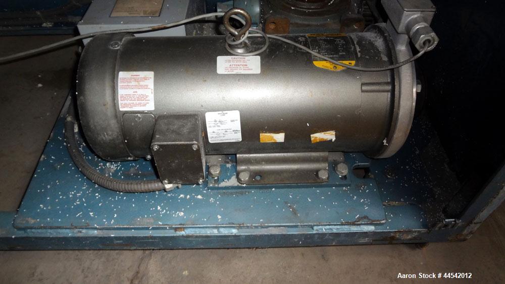 Used Boston Matthews Cleated Belt Puller, Model CWL-600-VT. (2) Approximately 4” wide x 42” long contact area belts, manually adjustable, take off speed range 1 to 60 feet per minute. Driven by a 3 h...