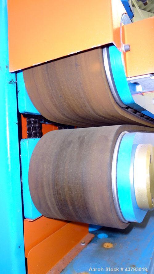 Used CDS Custom Downstream Systems Profile Puller, Model CBH-40-6V. 6" Wide x 40" long solid rubber belt. Speed range 3.4-113 feet per minute.3/60/460 volt, 6 amps. Very little use.