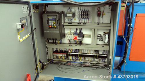 Used CDS Custom Downstream Systems Profile Puller, Model CBH-40-6V. 6" Wide x 40" long solid rubber belt. Speed range 3.4-113 feet per minute.3/60/460 volt, 6 amps. Very little use.