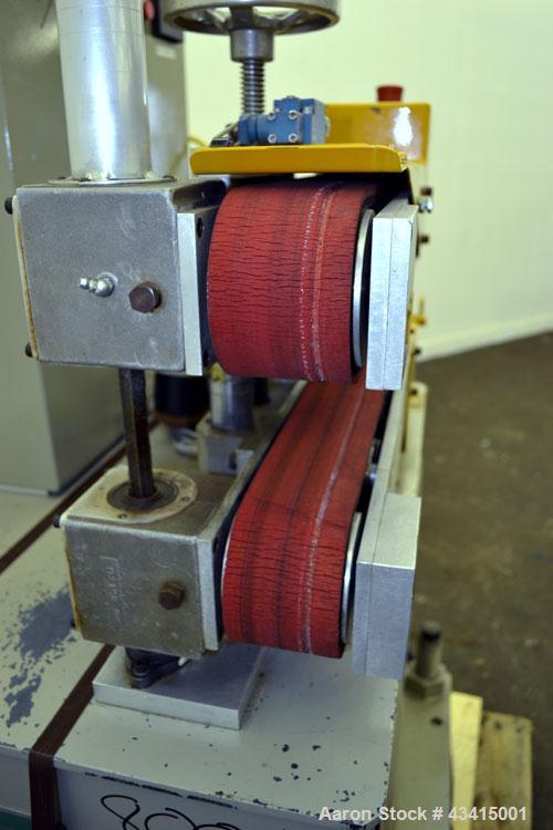 Used Conair Jetro Gatto Puller, Model 3-20. (2) 3” Wide x 20" long contact area. Manually adjustable rubber belts. Maximum feed opening 4” high. Driven by a 1.5 hp, 180 volt, 1750 rpm DC motor with r...