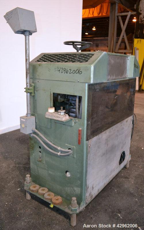 Used Gatto Cat-A-Puller, Model 207-3PC. (2) 3’’ Wide x 28’’ long contact cleated rubber belts. Manually adjustable 5’’ belt opening. Belt speed 1/2-60 feet per minute. Driven by a 3hp, 180 volt DC mo...