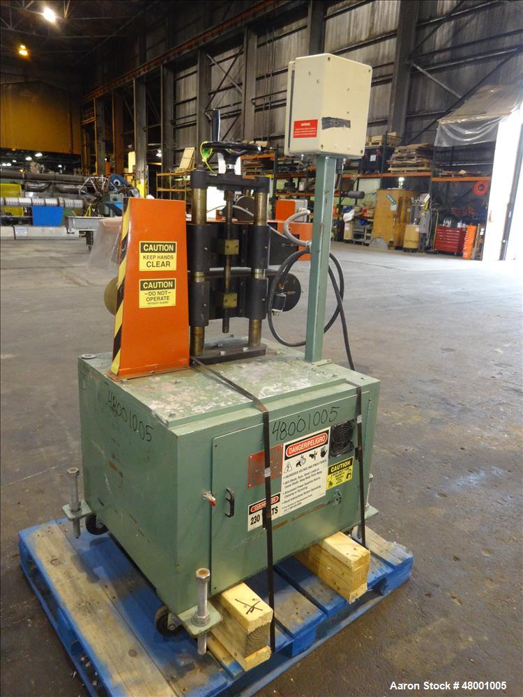 Used Goodman Stand-Alone Puller, Model 6E. Approximately 6" Wide x 24" Long. Manual adjustable raise. Maximum belt opening 6". Driven by a 1hp, 1/60/180 volt, 1750 rpm motor. Mounted on a carbon stee...