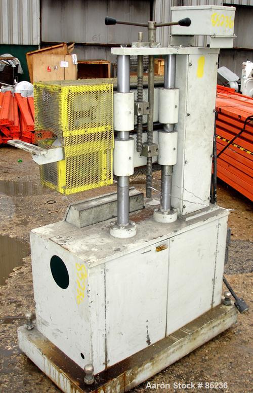 Used Metaplast Puller, Model PB4C. (2) 3.5" wide x 26" long contact area, manually adjustable rubber belts. Driven by a 2 HP DC gearmotor. Approximately 7 to 72 feet per minute.
