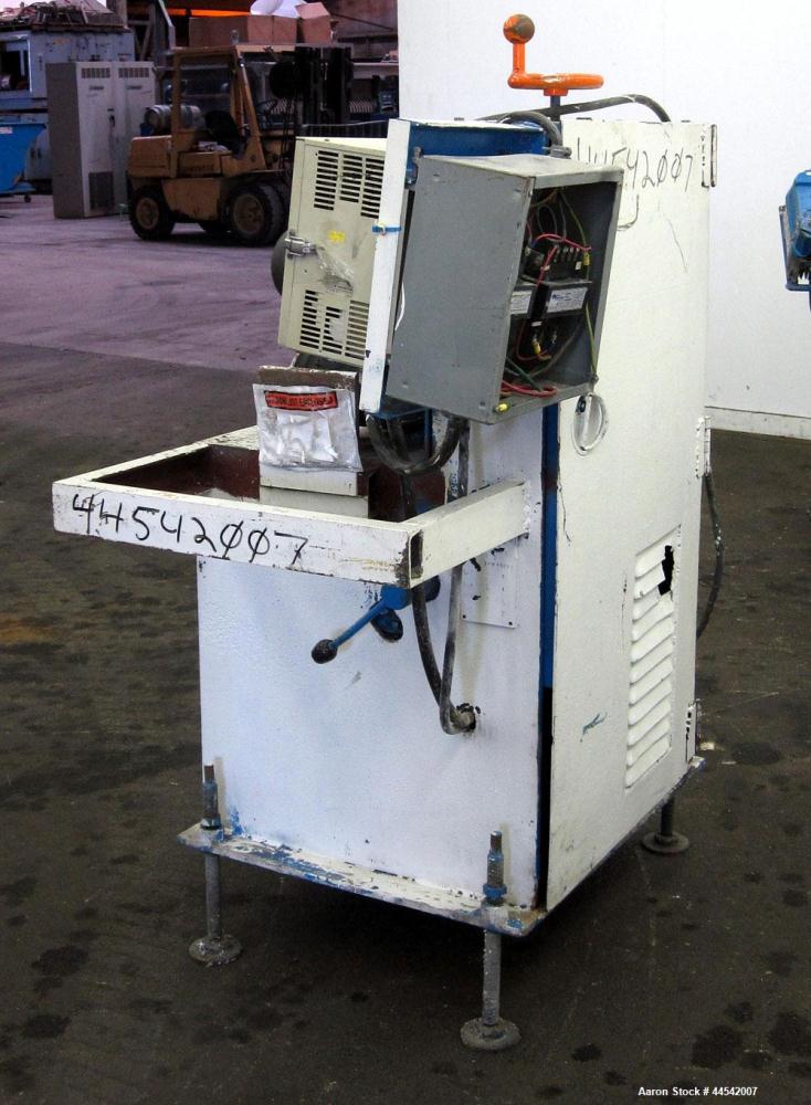 Used Belt Puller. Requires (2) approximately 6” wide x 22” long contact area belts, manually adjustable, approximately 6” maximum daylight. Driven by a 1.5 hp, 3/60/230/460 volt, 3460 rpm motor. Incl...