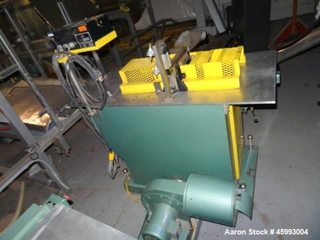 Used METAPLAST "MST-4" Travelling Table Cut Off Saw