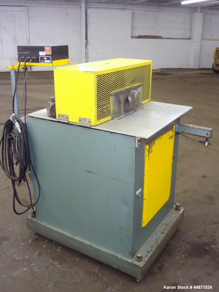Used Metaplast Traveling Cut Off Saw, Model MST-6.  Approximately 18" diameter up acting saw blade, 15.5" traveling table, pneumatic top hold down.  Pipe capacity 6" diameter.  Profile cross section ...