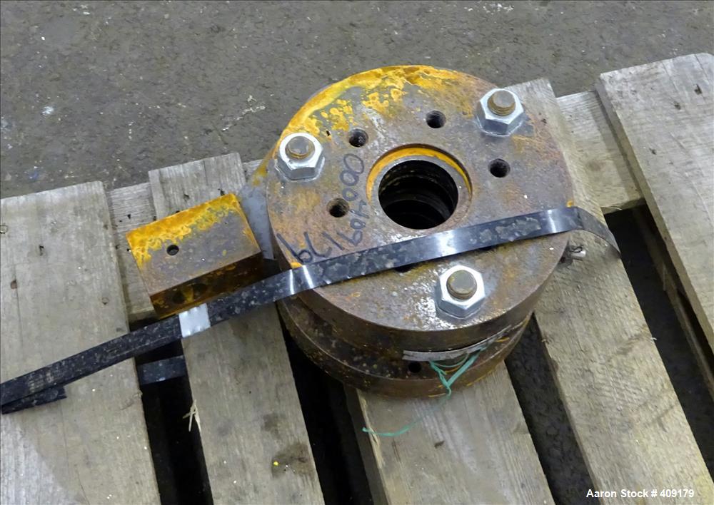 Used Manual Screen Changer, Approximate 2-1/2" diameter. Missing handle.