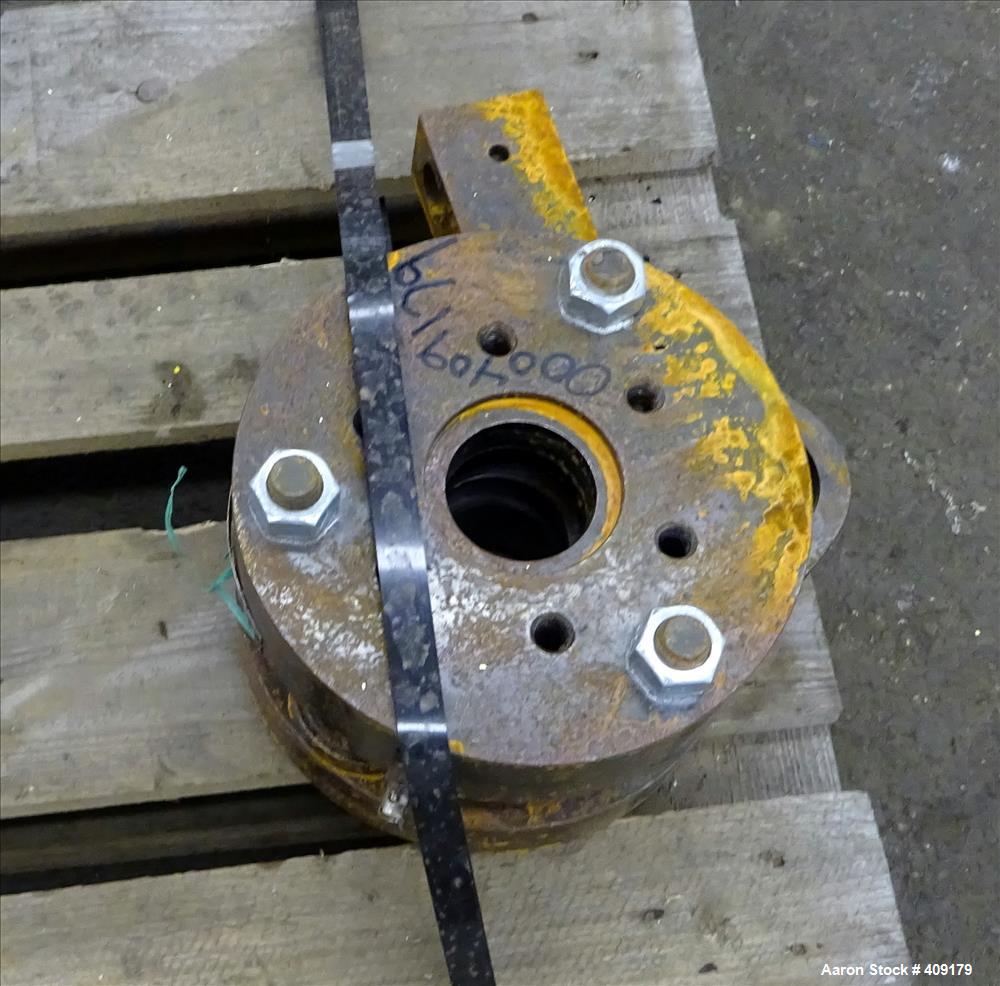 Used Manual Screen Changer, Approximate 2-1/2" diameter. Missing handle.