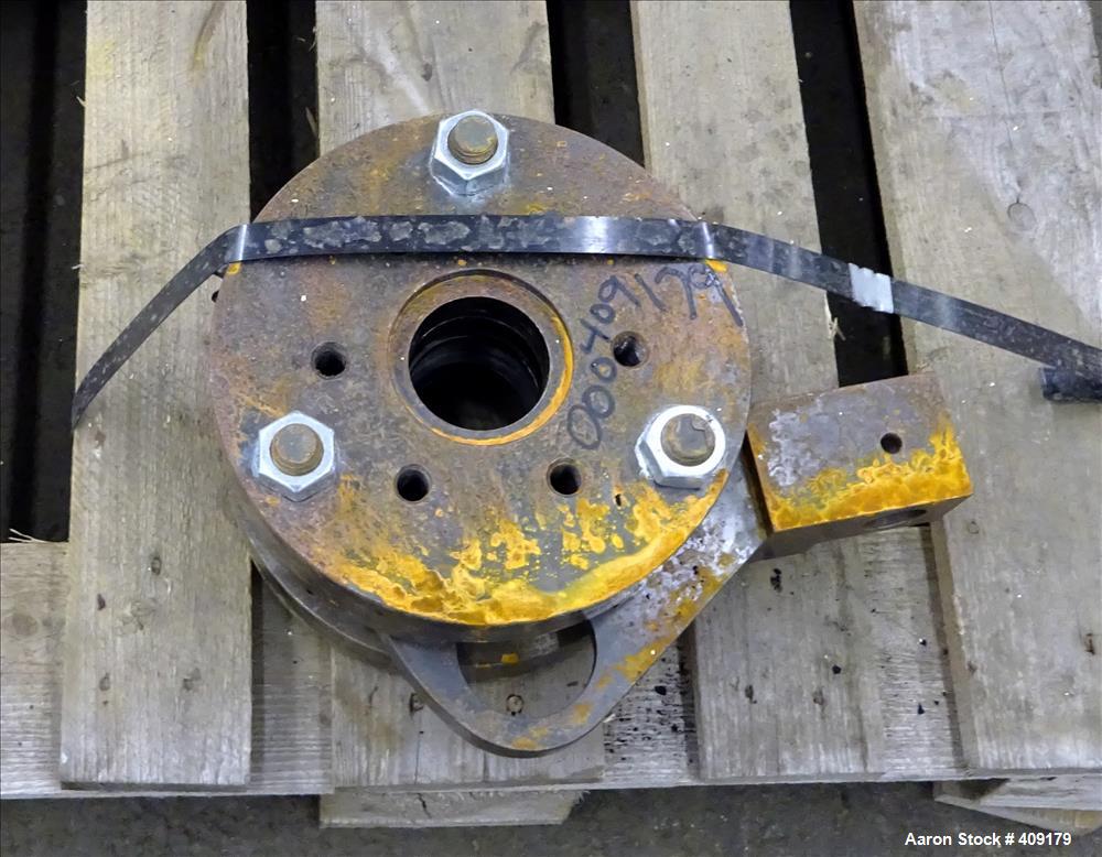 Used Manual Screen Changer, Approximate 2-1/2" diameter. Missing handle.