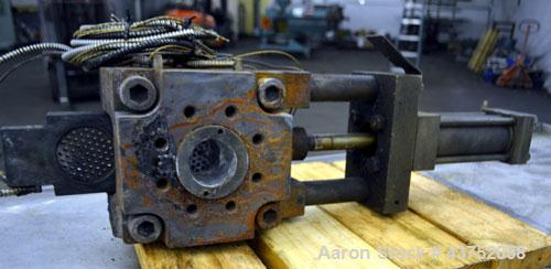Used 2-1/2" Diameter Hydraulic Screen Changer