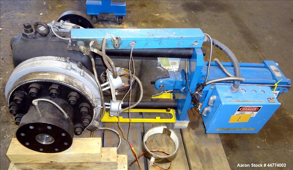 Used Beringer 8" (200mm) Hydraulic Screen Changer, Model 203. Includes Beringer Hydraulic Power unit, model HP-5.0. serial # 84999. Includes control panel.