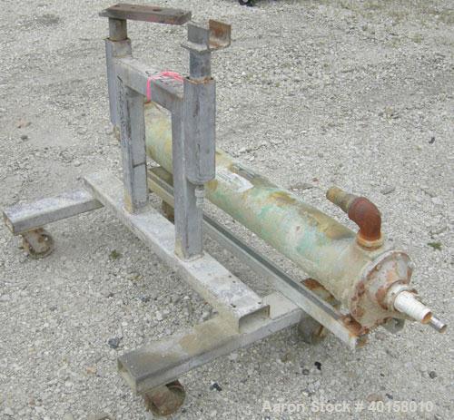 Used Beringer 4.5' Hydraulic Screen Changer, Model 4UL