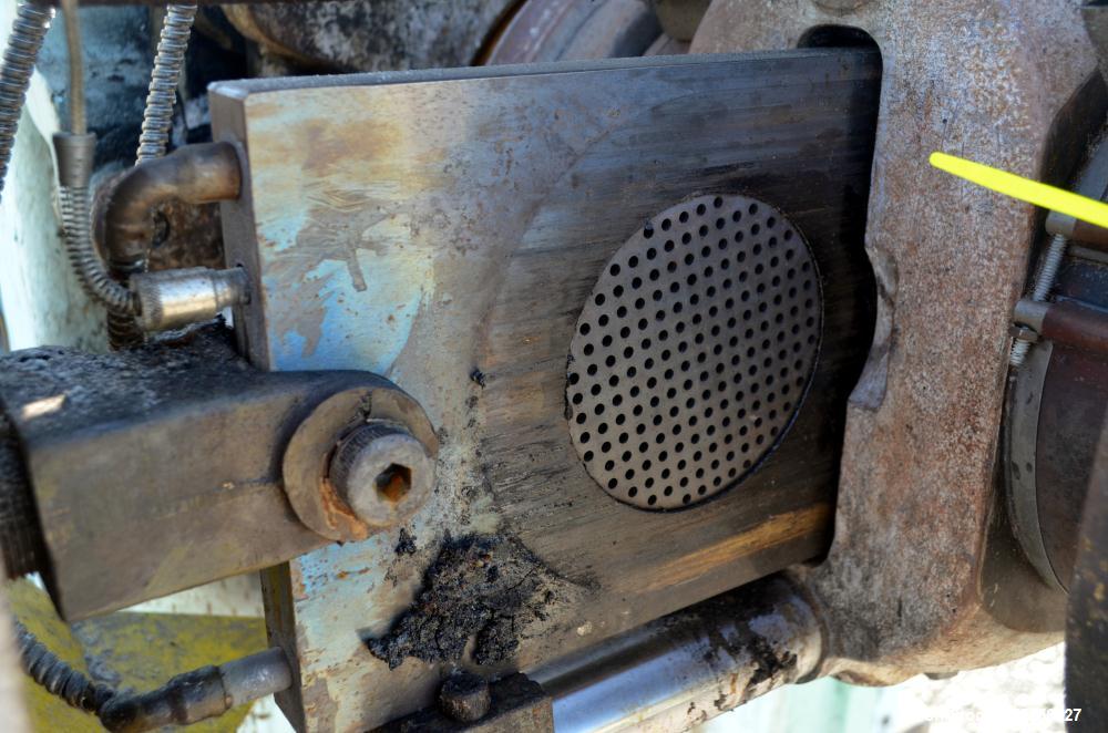 Used Beringer 4-1/2" Hydraulic Screen Changer, Model CJB450