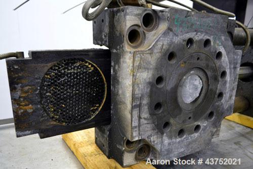 Used Beringer 6" Hydraulic Slide Plate Screen Changer, Model RSL-60. Includes a power pack. Last used on an HPM 6" extruder.